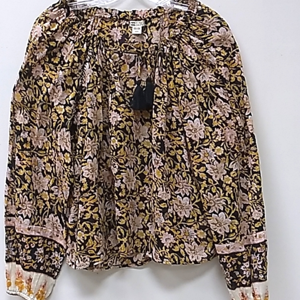 Billabong, ladies flowered top Sm,